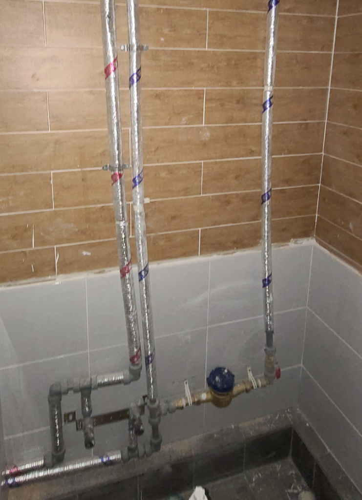 노출 배관 완료